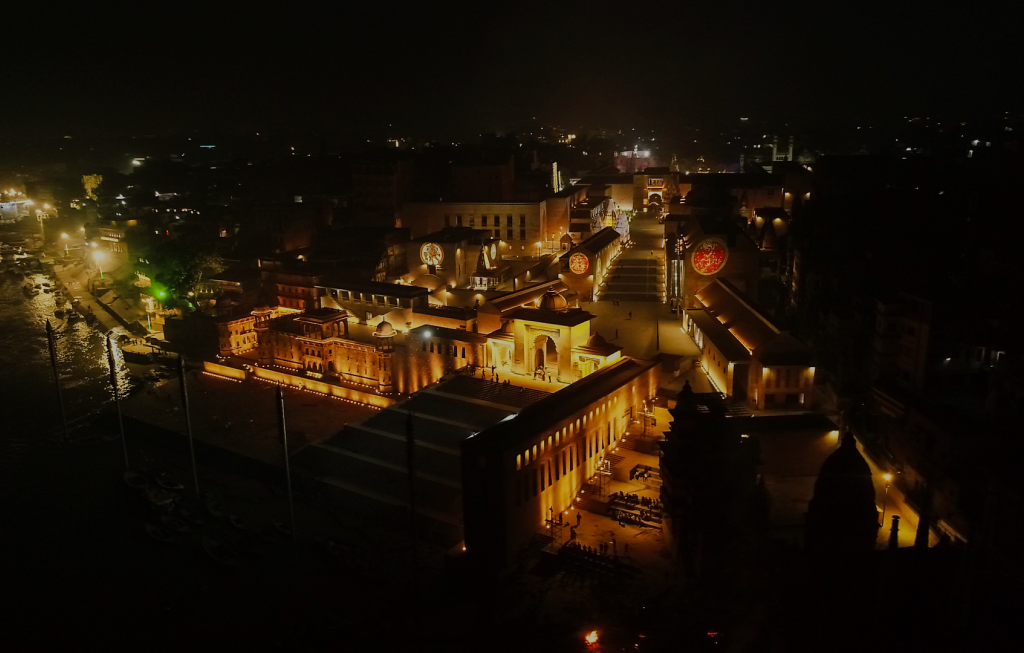 kashi vishwanath temple night